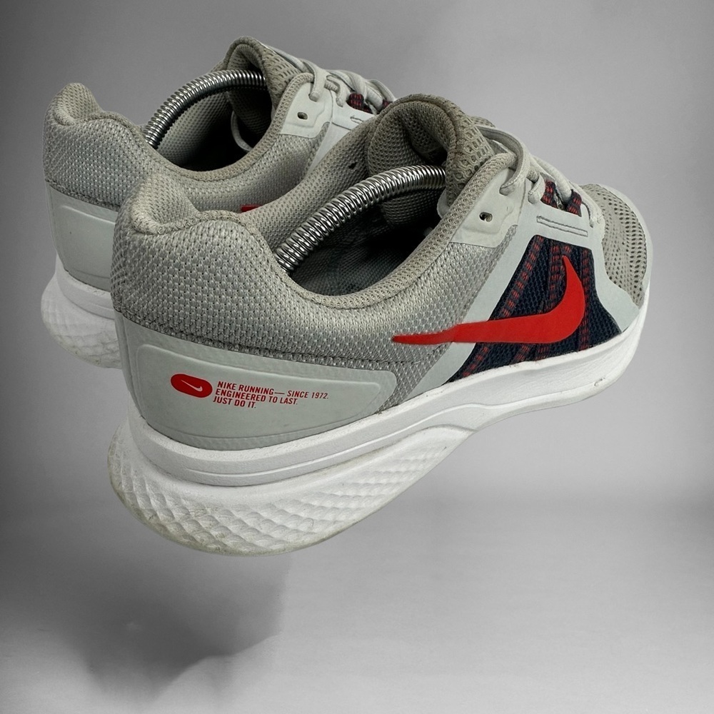 Nike Men’s Sneakers. - Picture 2 of 10